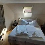 Soerpatika Vendeghaz Guest house