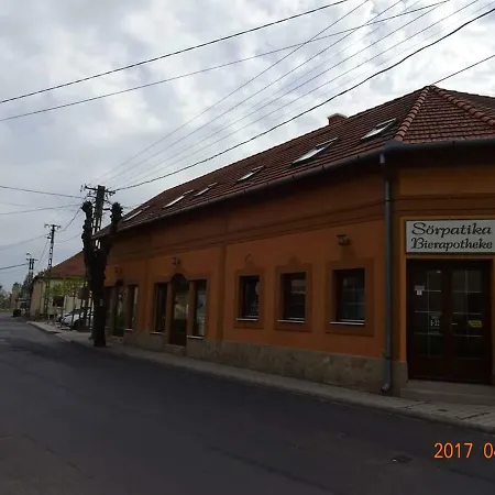 Soerpatika Vendeghaz * Badacsonytomaj