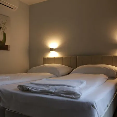 Soerpatika Vendeghaz Guest house Badacsonytomaj